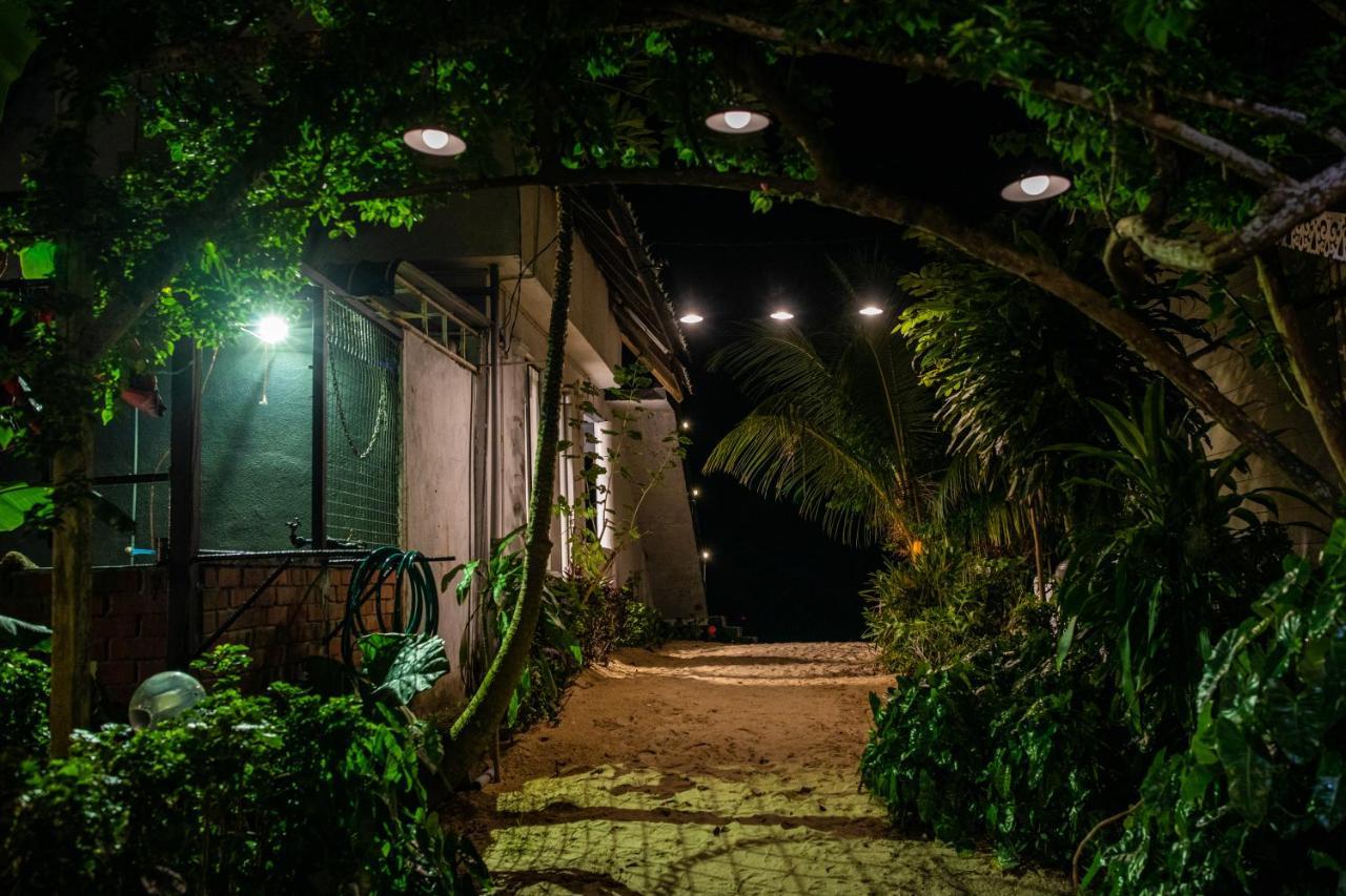 Tioman Cabana Bed & Breakfast Kampong Ayer Batang Экстерьер фото