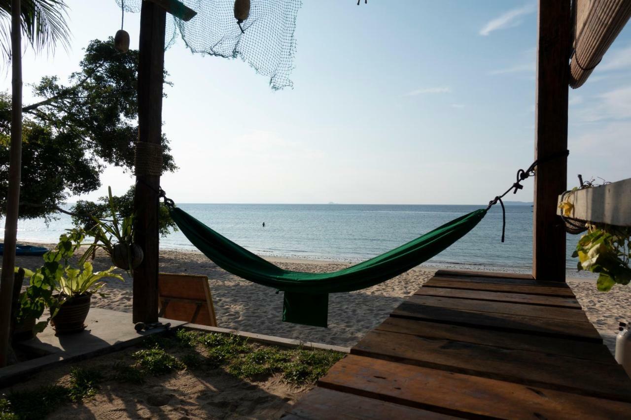 Tioman Cabana Bed & Breakfast Kampong Ayer Batang Экстерьер фото